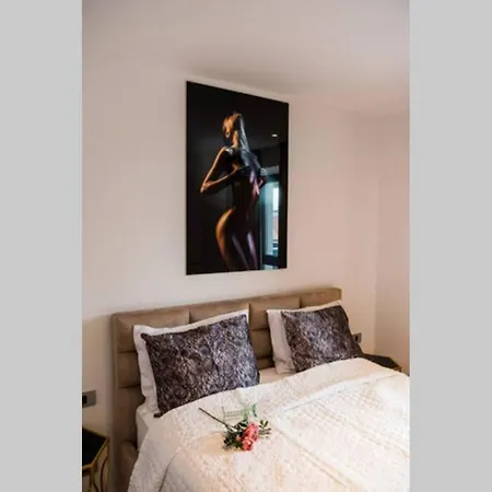 Appartamento Aviatiei Tower, Luxury Apartment, Brand New, Underground Parking Bucarest