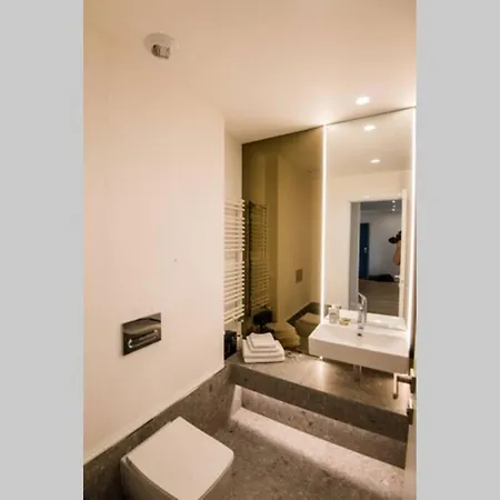 Aviatiei Tower, Luxury Apartment, Brand New, Underground Parking Appartamento