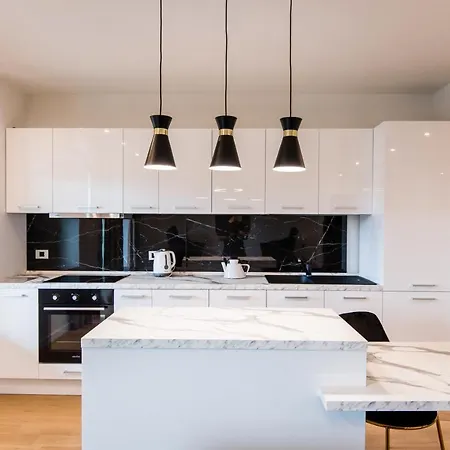 Aviatiei Tower, Luxury Apartment, Brand New, Underground Parking Apartment Bucharest